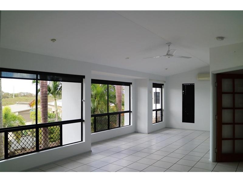 51 Cinnamon Drive, Glenella QLD 4740