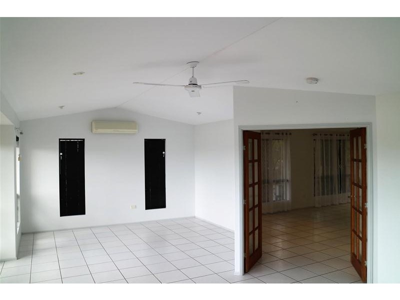 51 Cinnamon Drive, Glenella QLD 4740