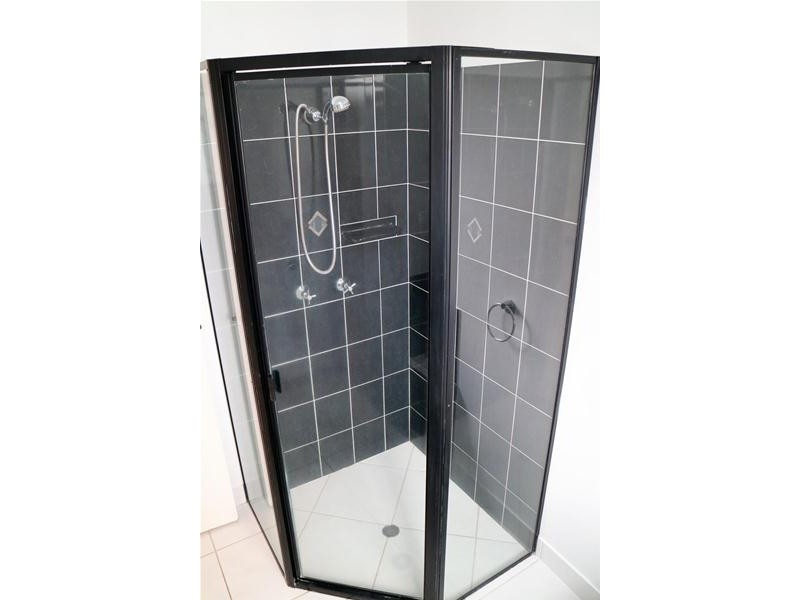 51 Cinnamon Drive, Glenella QLD 4740