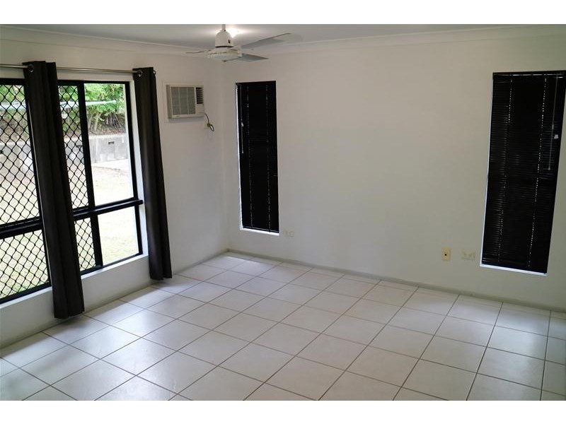 51 Cinnamon Drive, Glenella QLD 4740