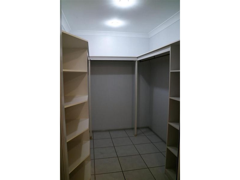 51 Cinnamon Drive, Glenella QLD 4740