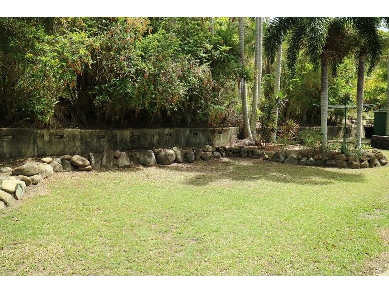 51 Cinnamon Drive, Glenella QLD 4740