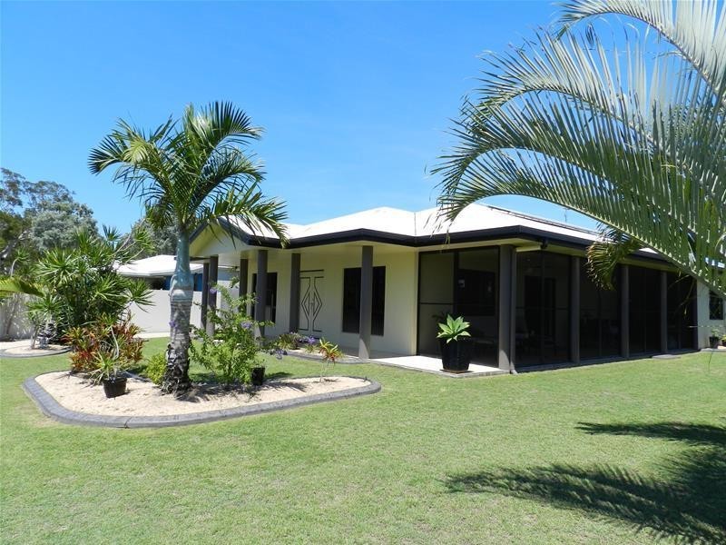 6 Rankin Court, Armstrong Beach QLD 4737