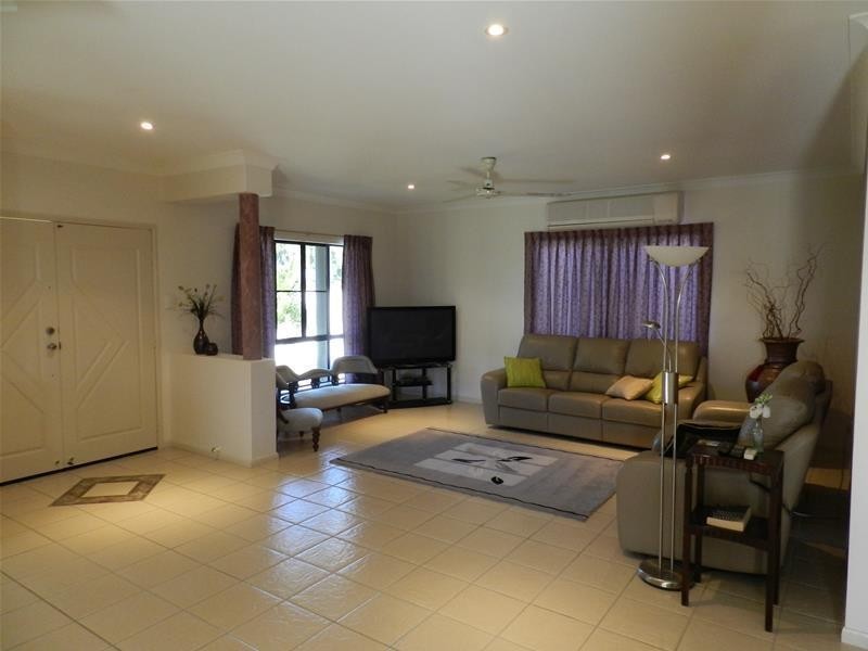 6 Rankin Court, Armstrong Beach QLD 4737