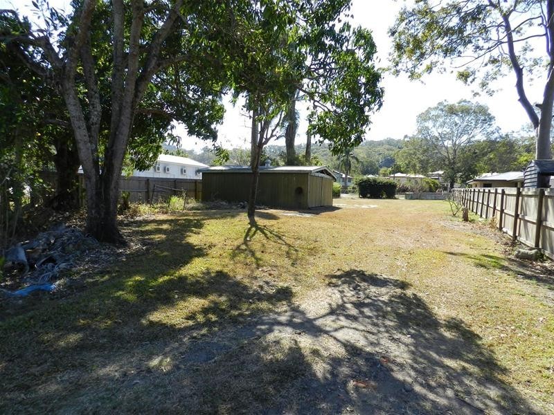 43 Range Road, Sarina QLD 4737