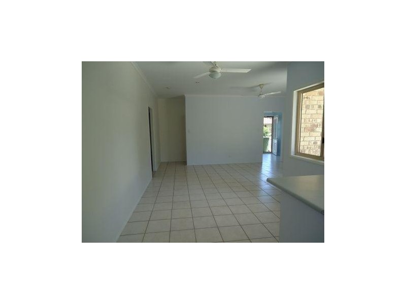 2 Don Street, West Mackay QLD 4740