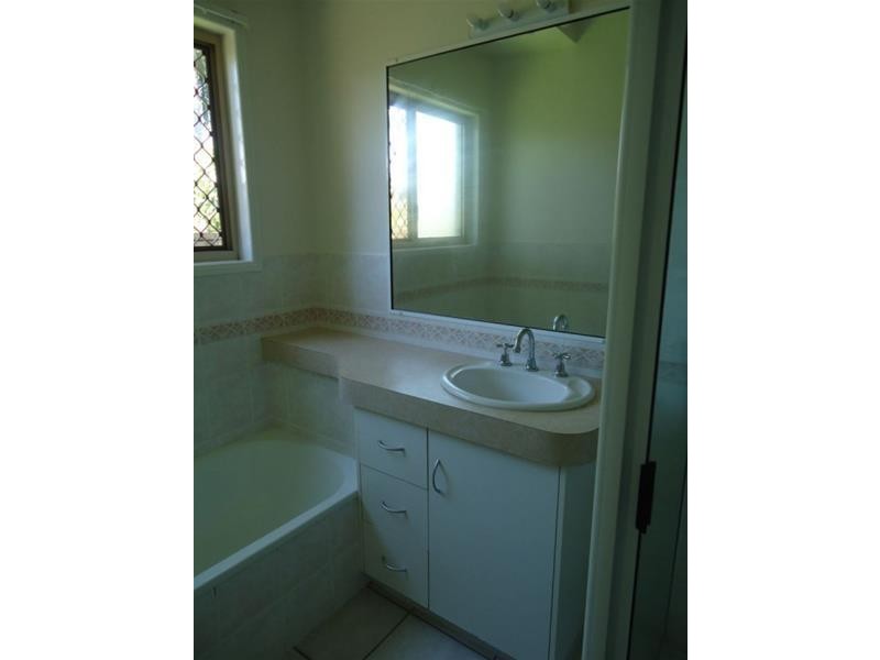 2 Don Street, West Mackay QLD 4740