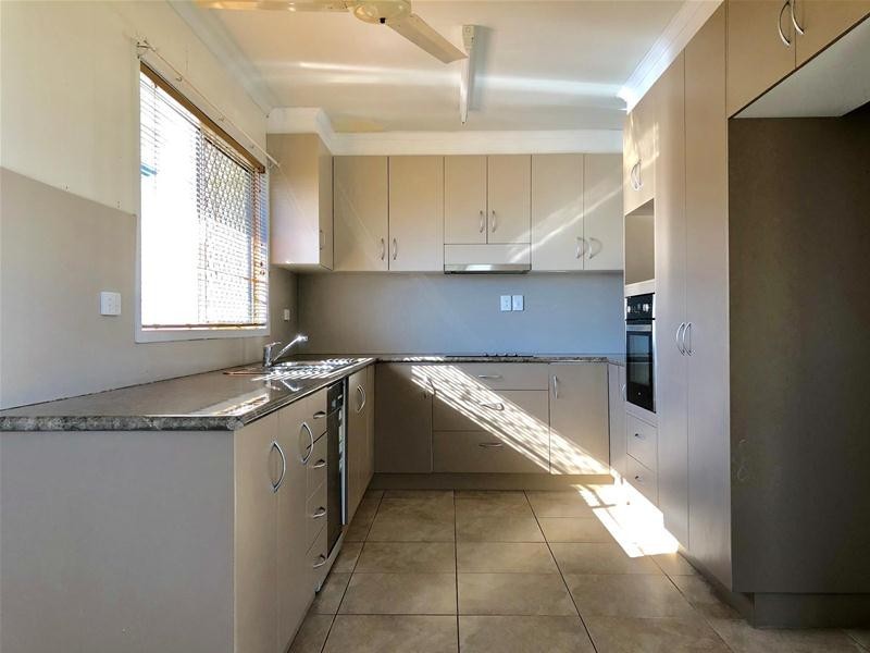 11 Kennedy Drive, Moranbah QLD 4744