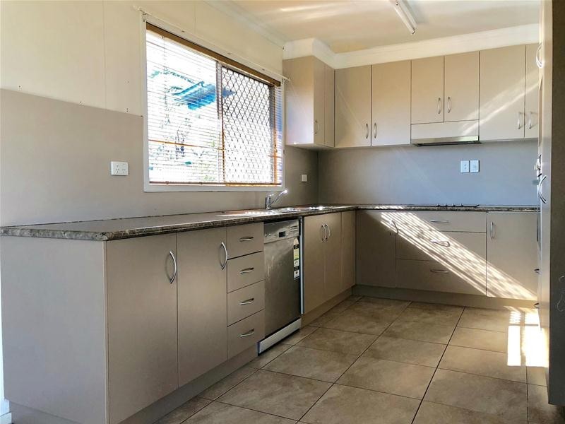 11 Kennedy Drive, Moranbah QLD 4744