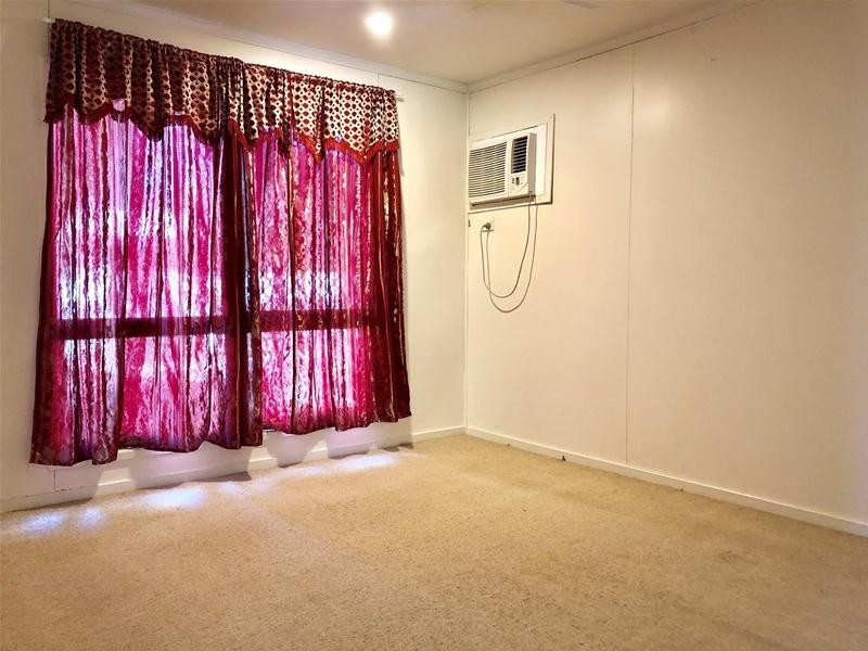 11 Kennedy Drive, Moranbah QLD 4744