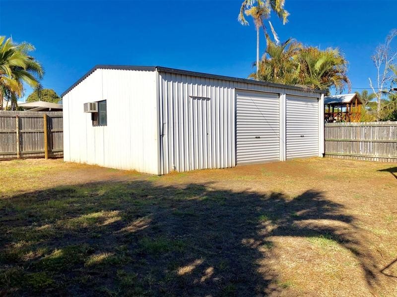 11 Kennedy Drive, Moranbah QLD 4744