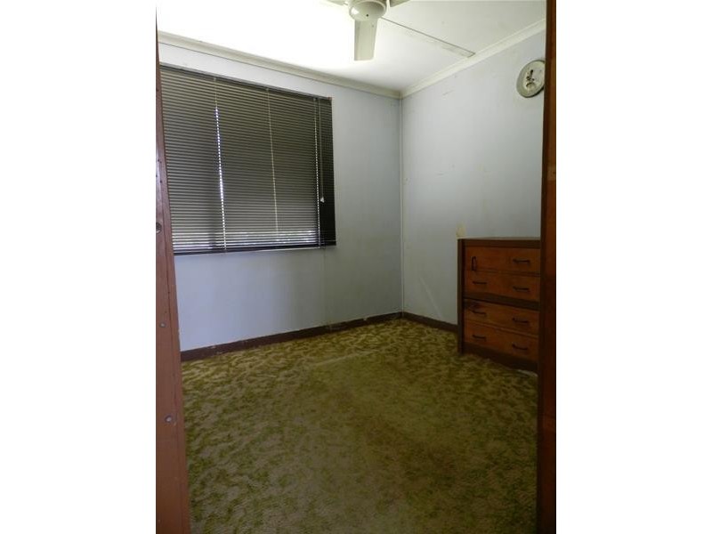 28 Chelona Park Drive, Sarina QLD 4737