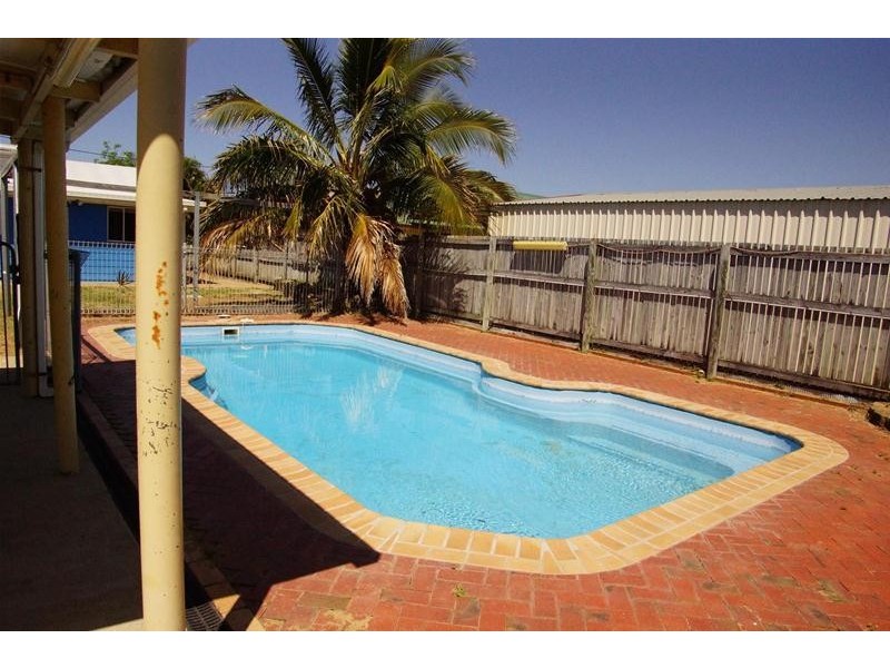 9 Howard Street, Hay Point QLD 4740