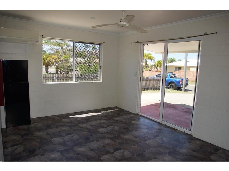 9 Howard Street, Hay Point QLD 4740