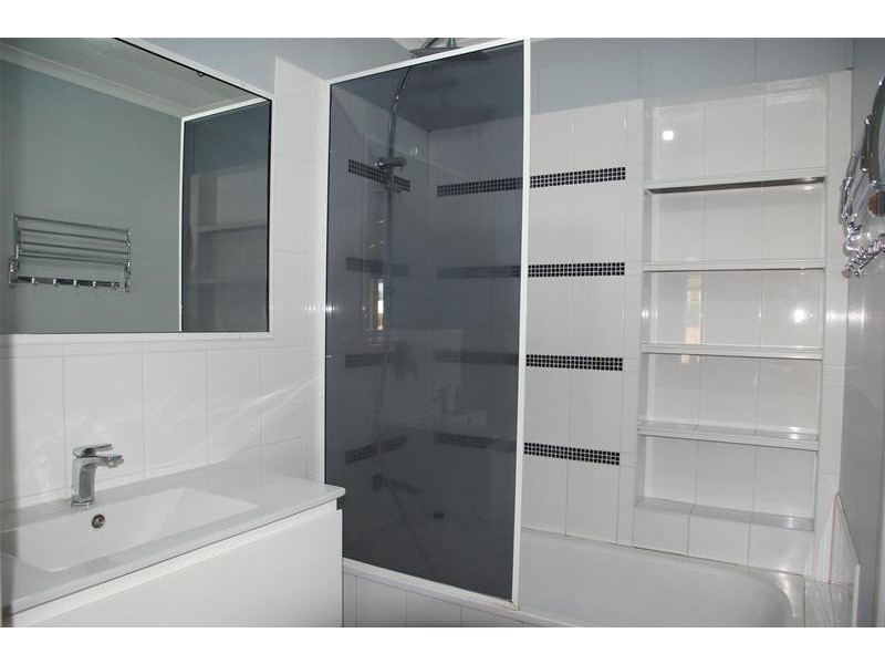 9 Howard Street, Hay Point QLD 4740