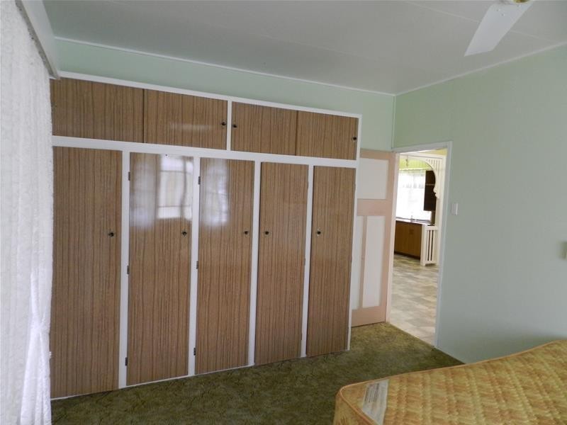 7 Innes Street, Sarina QLD 4737