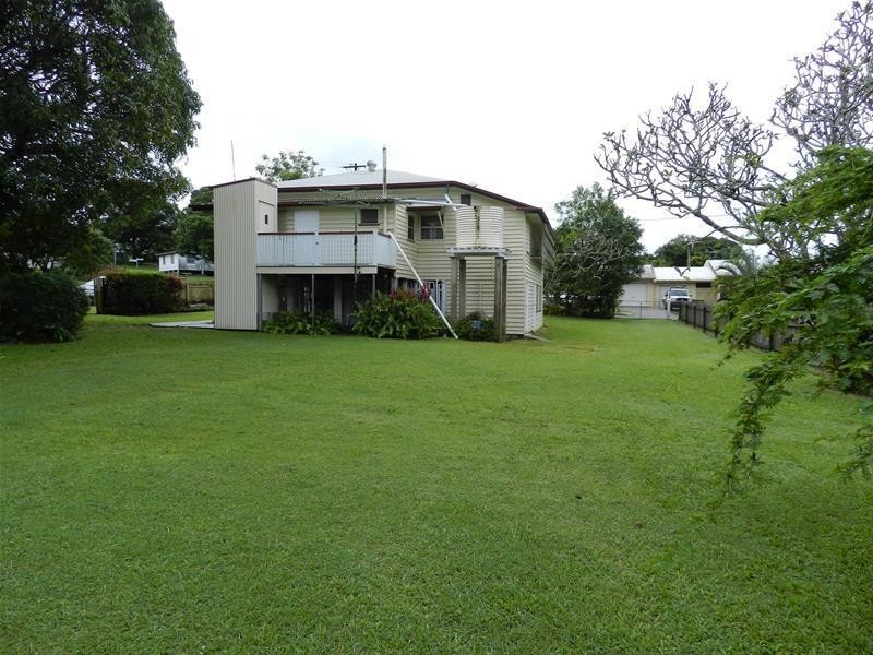 7 Innes Street, Sarina QLD 4737