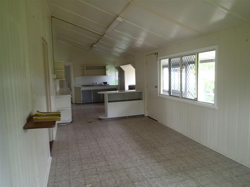 48 Ventons Road, Sarina QLD 4737