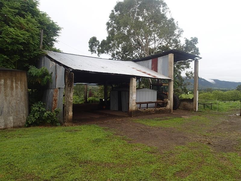 48 Ventons Road, Sarina QLD 4737