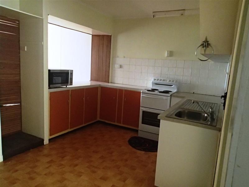 1/30 Langdon Street, Sarina QLD 4737