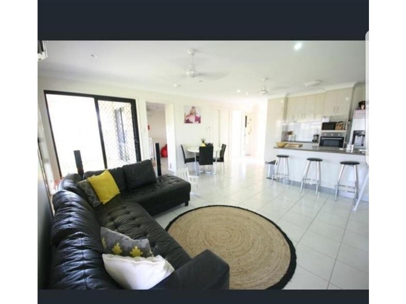 17 Pacific Avenue, Sarina QLD 4737