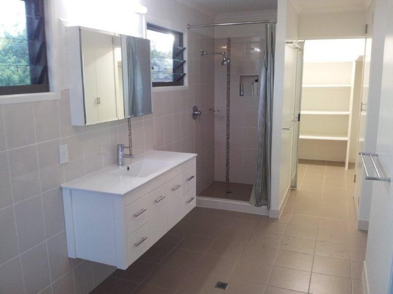 14 Silver Street, Grasstree Beach QLD 4740