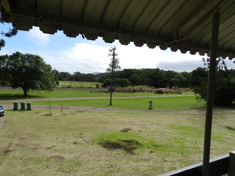 40 Webb Road, Sarina QLD 4737