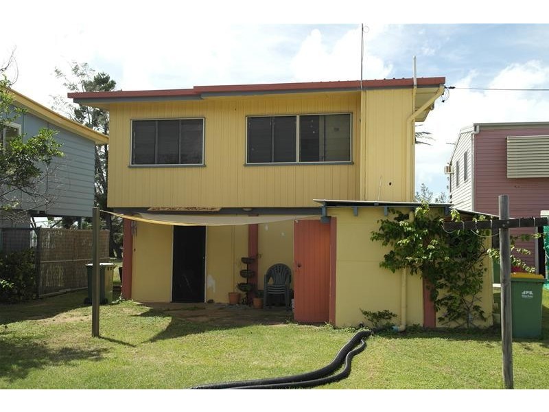 16 Owen Jenkins Drive, Sarina Beach QLD 4737