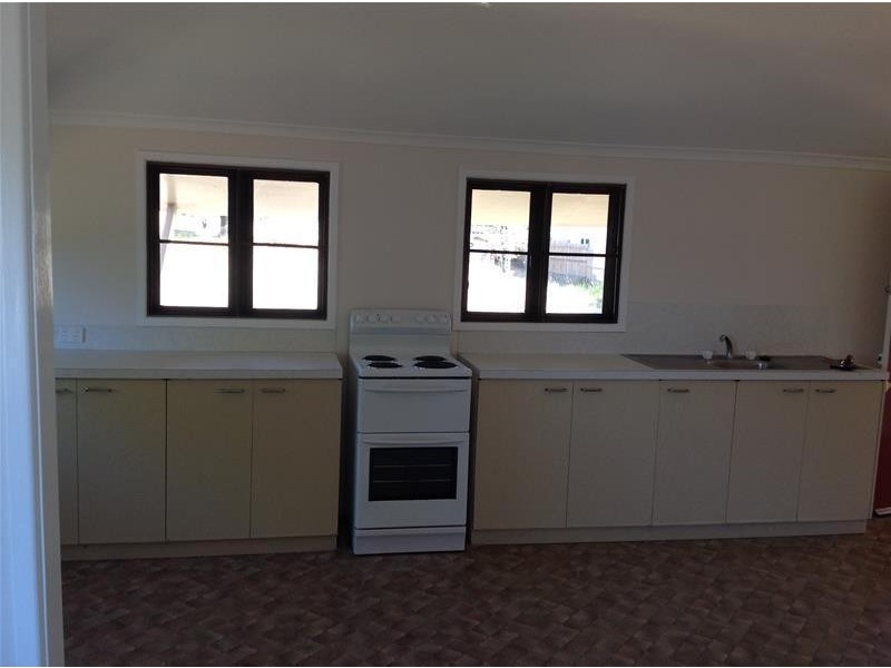 15 Range Road, Sarina QLD 4737