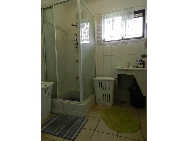 28 Chelona Park Drive, Sarina QLD 4737