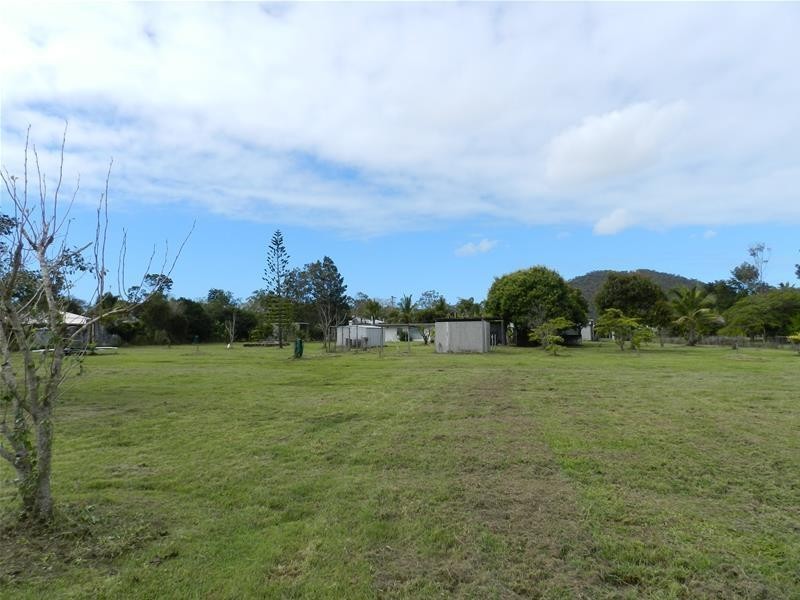 28 Chelona Park Drive, Sarina QLD 4737