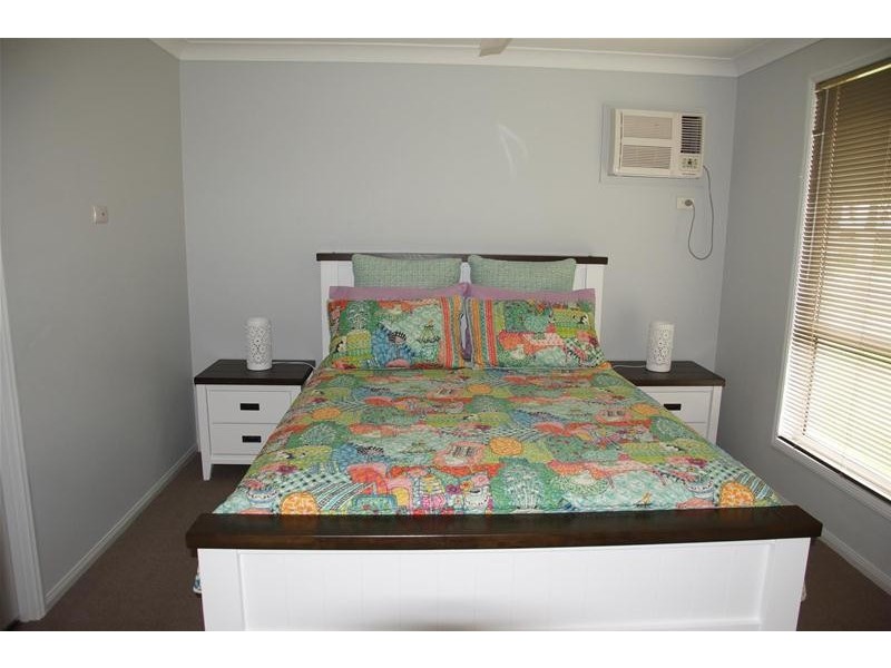 5 Lando Avenue, Sarina QLD 4737