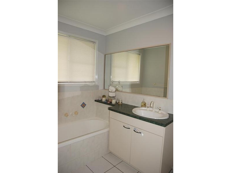 5 Lando Avenue, Sarina QLD 4737