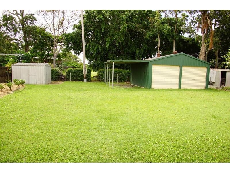 5 Lando Avenue, Sarina QLD 4737