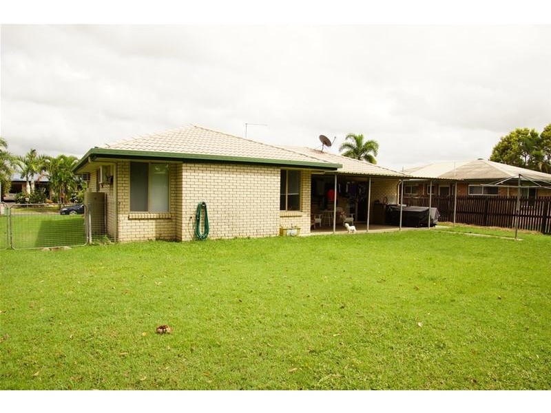 5 Lando Avenue, Sarina QLD 4737