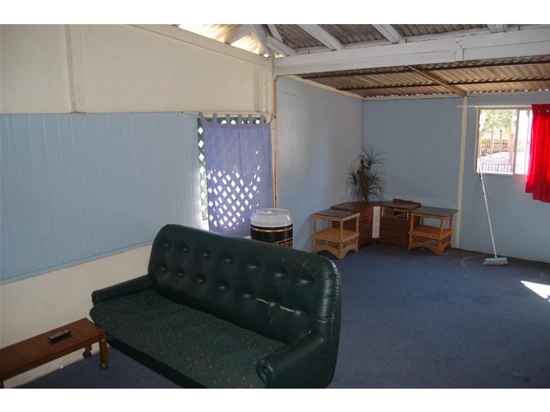 146 Broad Street, Sarina QLD 4737