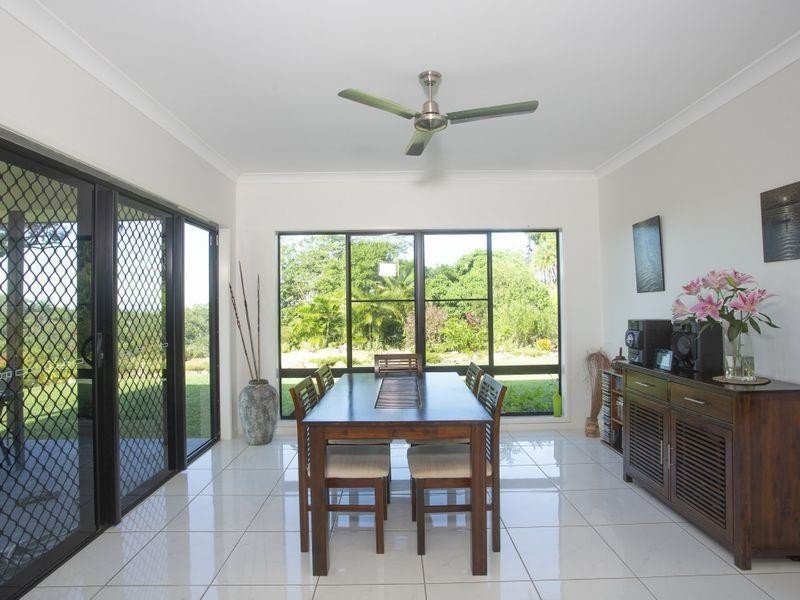 34 Seaview Crt, Sarina QLD 4737
