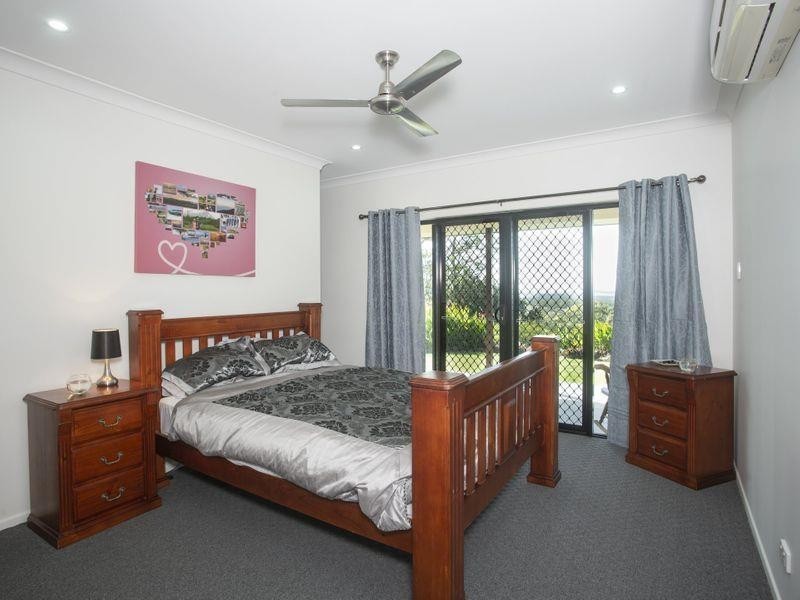 34 Seaview Crt, Sarina QLD 4737