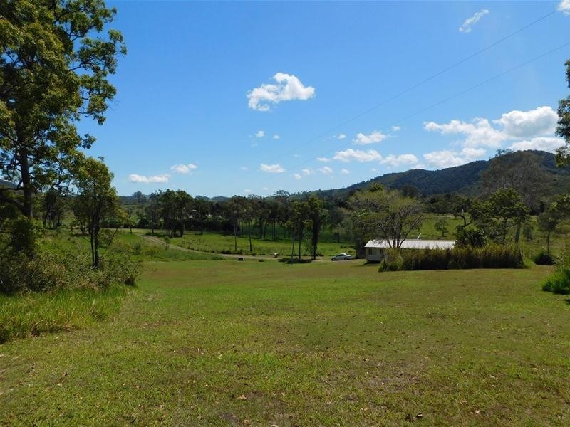 2043 Marlborough Sarina Road, Sarina Range QLD 4737
