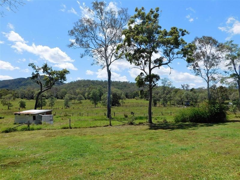 2043 Marlborough Sarina Road, Sarina Range QLD 4737