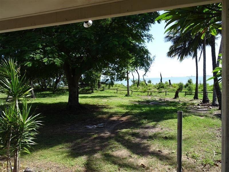 84 Edmunds Avenue, Hay Point QLD 4740