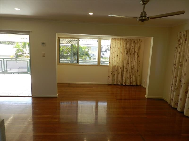 115 Zelma Street, Grasstree Beach QLD 4740