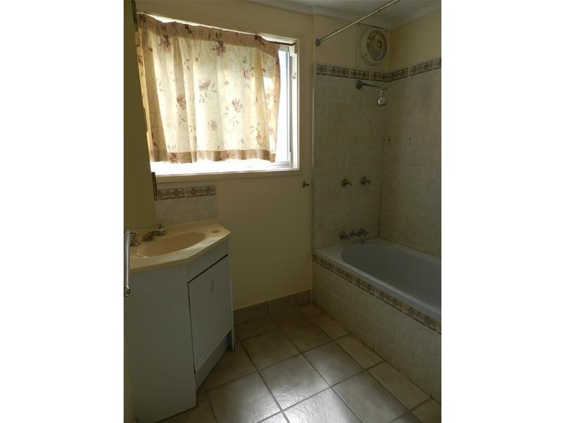 115 Zelma Street, Grasstree Beach QLD 4740