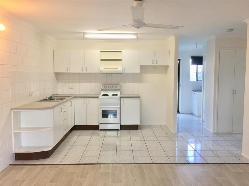 2/66 Celeber Drive, Andergrove QLD 4740