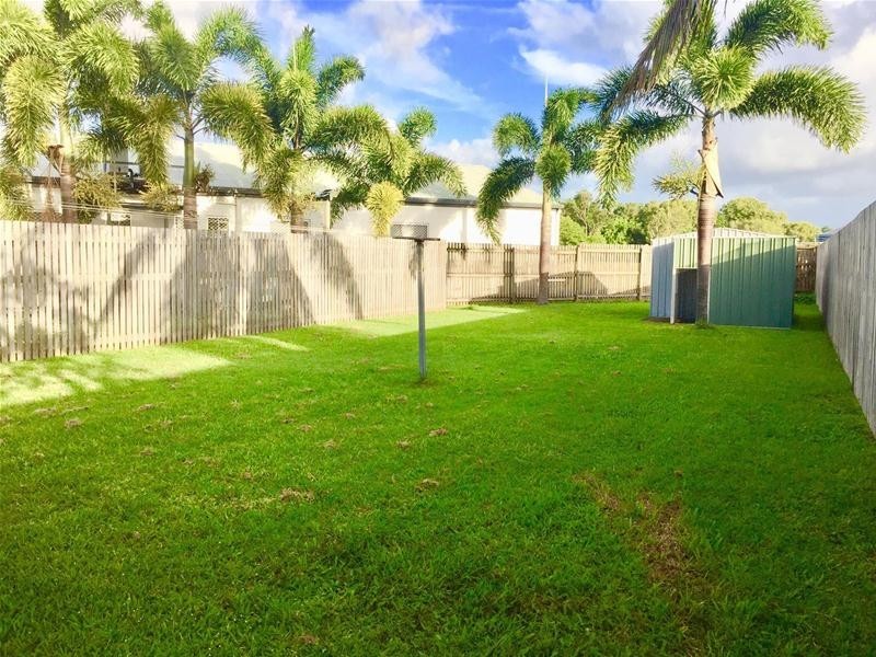 2/66 Celeber Drive, Andergrove QLD 4740