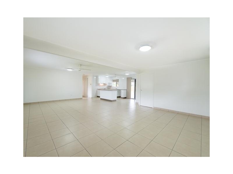 11 Gunsynd Street, Ooralea QLD 4740