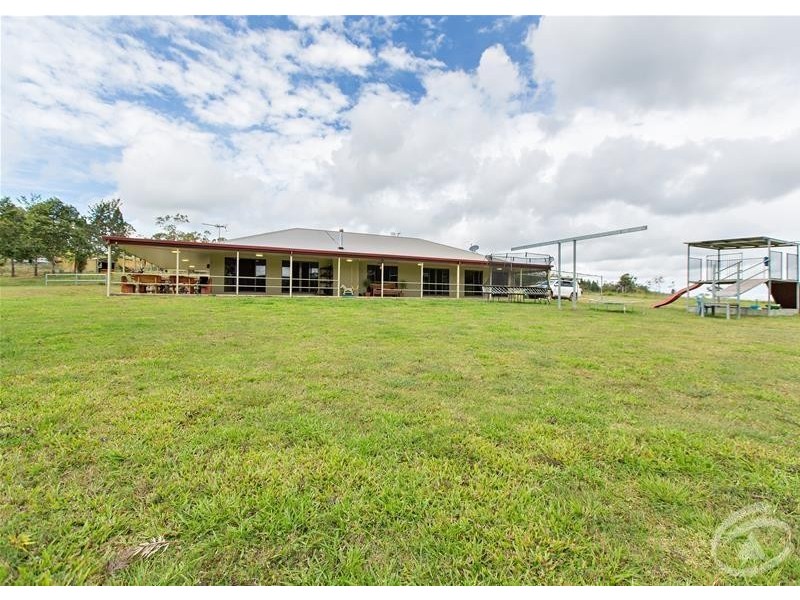 9 Lawries Road, Sarina Range QLD 4737