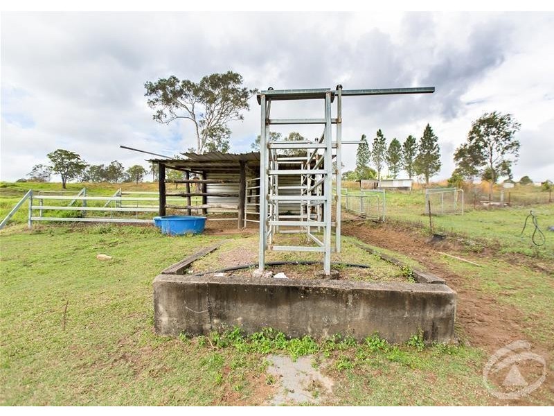 9 Lawries Road, Sarina Range QLD 4737