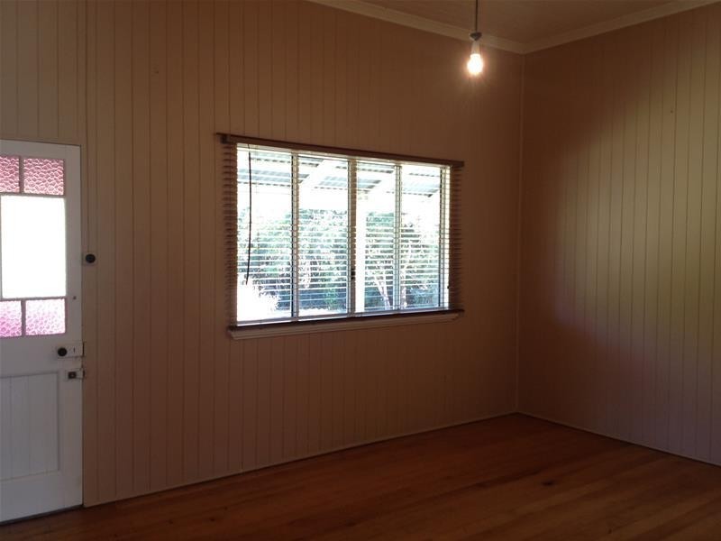 63 Range Road, Sarina QLD 4737