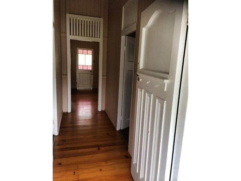 63 Range Road, Sarina QLD 4737